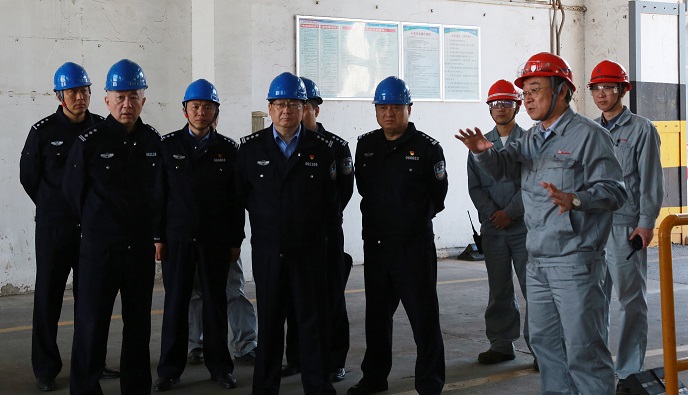 南通市副市長、公安局局長高山 帶隊開展節(jié)前安全生產(chǎn)檢查 {xunruicms_img_title}